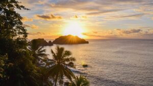 Central de escunas - Destinos marítimos - Fernando de Noronha