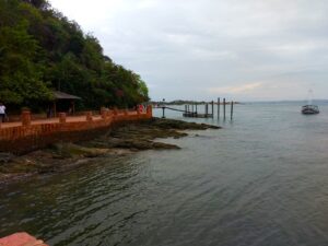 Concessão de Instalações Náuticas: Ilha dos Frades: Balaustrada da Praia de Loreto