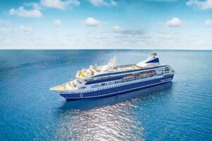 Cruzeiro mundial - Navio em alto mar - Life At Sea Cruises